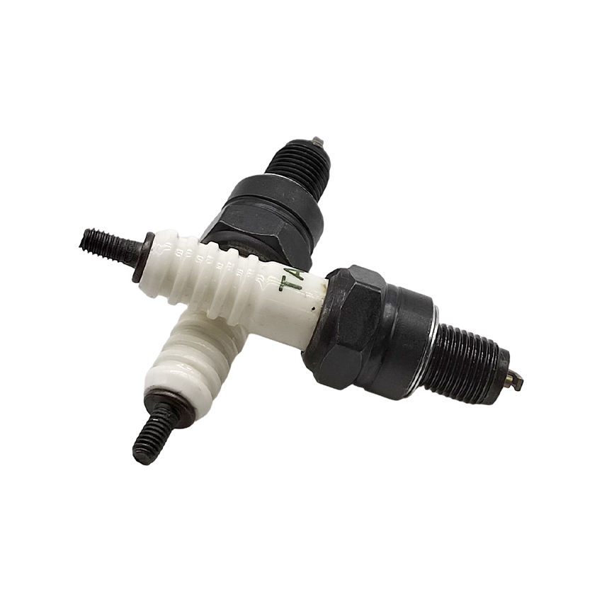 A7TC Spark Plug Black